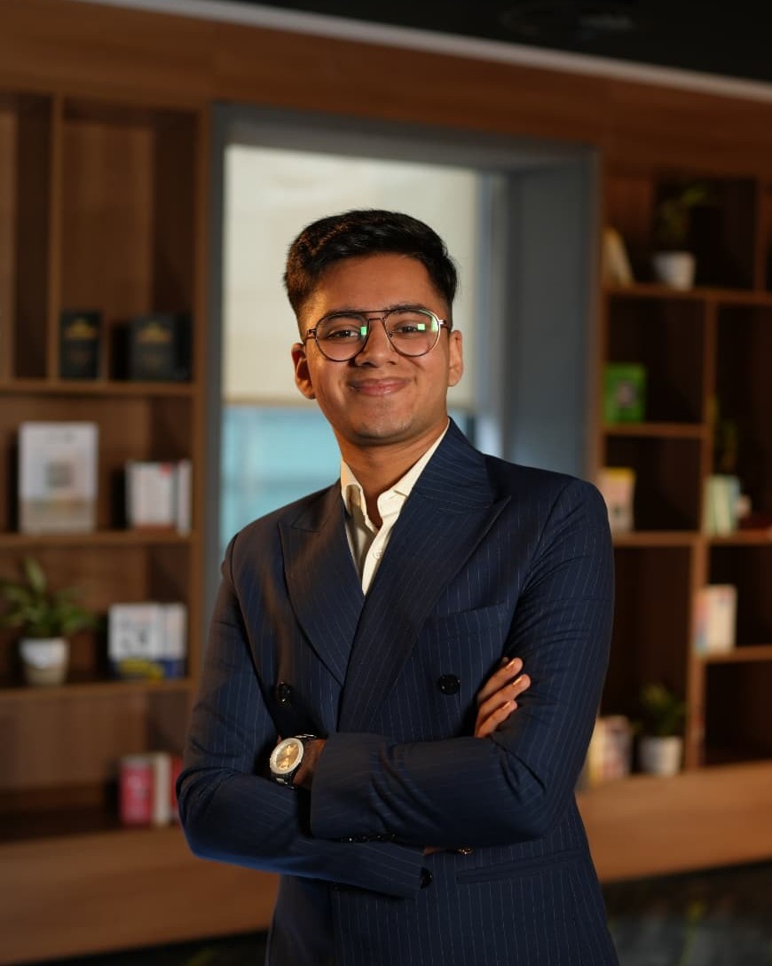 Emon Savani, founder of Nexor Marketing and Nexor Education and co-founder of Ishq